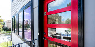 233 Seaton Place Northeast #8 233 Seaton Place Northeast #8 Gallery 1
