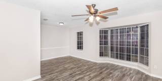 Townhouse West Gallery 27