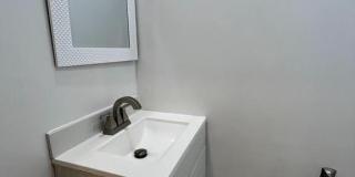 2430 CARPENTER STREET Gallery 11