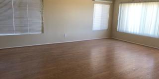 Charming 3 bdrm Crown Hills Home with Spectacular Views Gallery 3