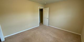3 Bedroom 2 Bathroom Duplex Gallery 16
