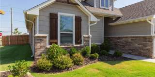 LUXURY 3 Bedroom 2 Bathroom Home in Piedmont Schools w/Storm Shelter- Neighborhood Pool and Park Gallery 4