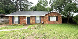 ** 4 Bed 2 Bath located off Wares Ferry Road **Call 334-366-9198 to schedule a self-showing ** 4 Bed 2 Bath located off Wares Ferry Road **Call 334-366-9198 to schedule a self-showing Gallery 1