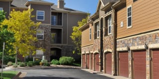 Courtney Downs Apartment Homes Gallery 8
