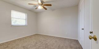 Two-Story 4 bed 2 bath Home in the Heart of Moore! Gallery 20