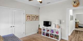 8345 Ridge Gallery 23