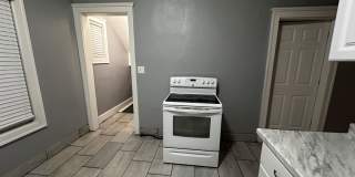 Beautifully Refreshed Three-Bedroom Single-Family Home in Park West Gallery 4