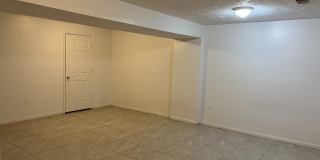 14684 CLOVERDALE Road Gallery 4