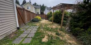 DuPont 2365 SF 3 bedroom plus loft home. Gallery 27