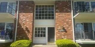 433 Fox Hills Drive S Gallery 1