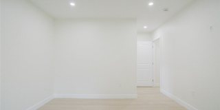5740 Beck Avenue Gallery 21