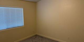 wonderful 3 bedroom townhome with a great location! Gallery 8