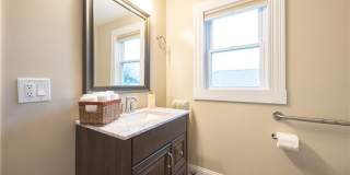 200 Woodward Avenue Gallery 14