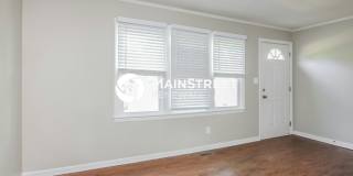 827 Elmira Avenue Gallery 4