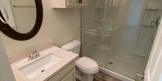 Beautiful 4 bed/3 bath home located in Summerlin Gallery 8