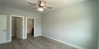 132 E University Gallery 31