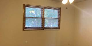 917-919 Meadowview Drive - 919 Gallery 25