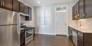 1946 West Nelson St. Apt. Gallery 4