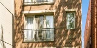 2416 W Thomas St Gallery 1