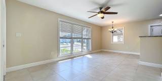 BEAUTIFUL ANNUAL RENTAL HOME - Convenient Location! Gallery 10