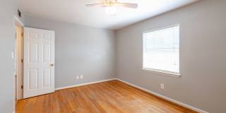 Peachtree Hills Court Gallery 16