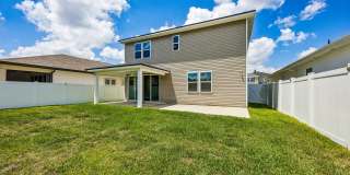 Immaculate 4 bedroom, 2.5 bathroom home with a dedicated office, spacious loft, and 2,648 square feet of living space Gallery 34