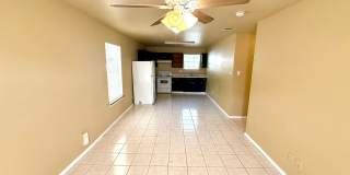 **MOVE IN SPECIAL** Charming 3-Bedroom Home Near St. Mary’s University & Loop 410 Gallery 5