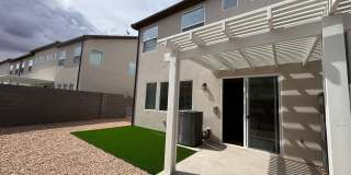 4 BEDROOM SANDHOLLOW TOWNHOME FOR RENT! Gallery 39