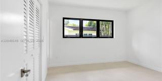 950 Bayamo Ave Gallery 33
