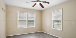 Close to Local Amenities and Downtown Gallery 7