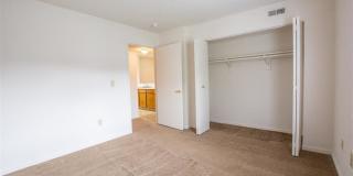 Creekside Square Apartments Gallery 20