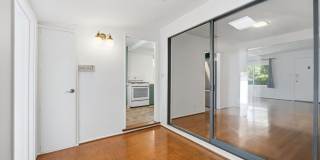 14529 Greenleaf St Gallery 13