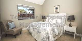 Very nice 2 bed / 2.5 bath / 1,185 sqft Walnut Creek Townhouse in desirable Main Chance Estates Development available now for lease! Gallery 12