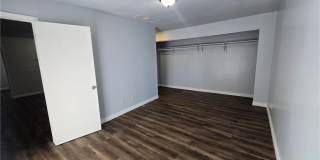 716 N 11th Street Gallery 23