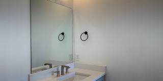 Gorgeous Brick 3 bed/3 bath Rental Available! Gallery 23