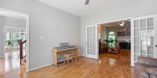 821 Soaring Drive NE Gallery 21