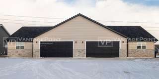 3010 Woodward Way Gallery 1