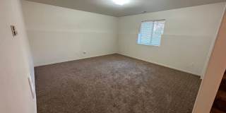 Spacious 2 bed/2.5 bath with bonus room townhome off Road 68 Spacious 2 bed/2.5 bath with bonus room townhome off Road 68 Gallery 6