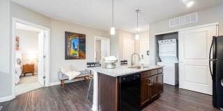 River & Rich Gallery 17