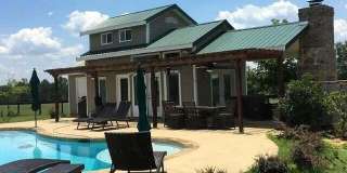 621 Farmfield Road Gallery 1