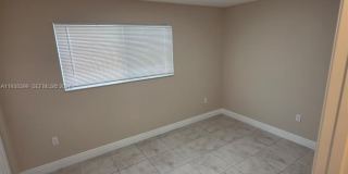 1990 NW 4th Ct Gallery 9