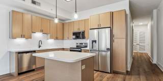 Arrive River Oaks Gallery 17