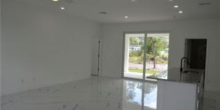 2611 Carol Place Gallery 5