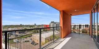 Onyx on Park Gallery 40