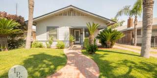 Beautifully Updated Fresno Tower Home, 3BR/2BA, plus Solar!! Gallery 1