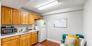 136 2ND Avenue Gallery 20