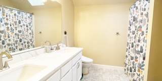 734 Tufts Avenue East Gallery 22