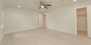 4505 UNIVERSITY AVENUE Gallery 16