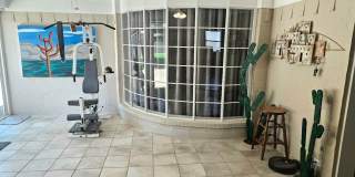Fully furnished 4-bed, 2.5-bath Fully furnished 4-bed, 2.5-bath Gallery 8