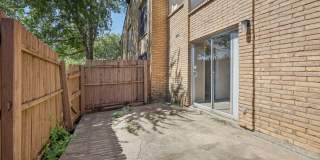 Premier Gardens Apt. Gallery 23
